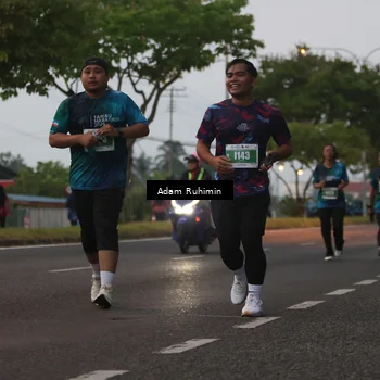 Runner Photo 4384576