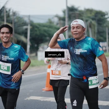 Runner Photo 4384583