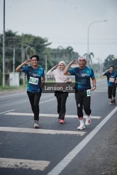 Runner Photo 4384589