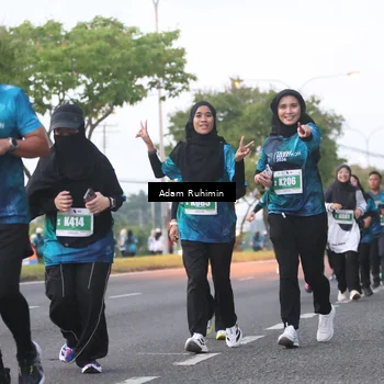 Runner Photo 4384601