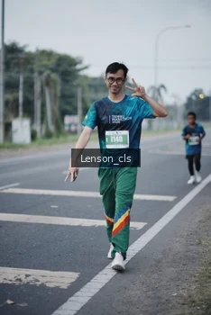 Runner Photo 4384608