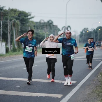 Runner Photo 4384609