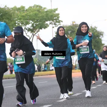 Runner Photo 4384610