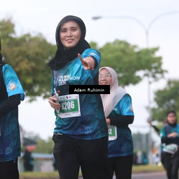 Runner Photo 4384619