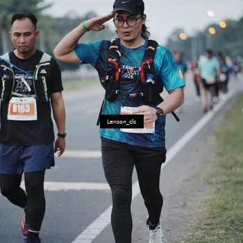 Runner Photo 4384624