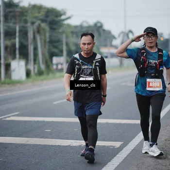 Runner Photo 4384635