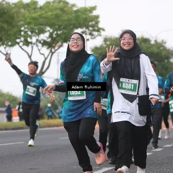 Runner Photo 4384650