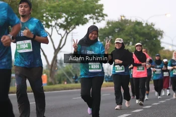 Runner Photo 4384666