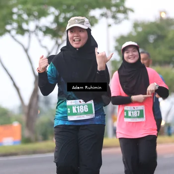 Runner Photo 4384674
