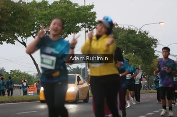 Runner Photo 4384695