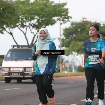 Runner Photo 4384709