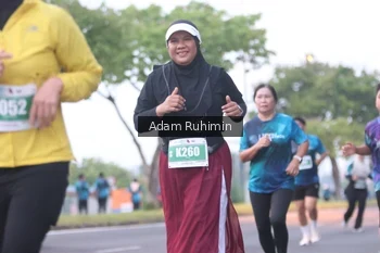 Runner Photo 4384710