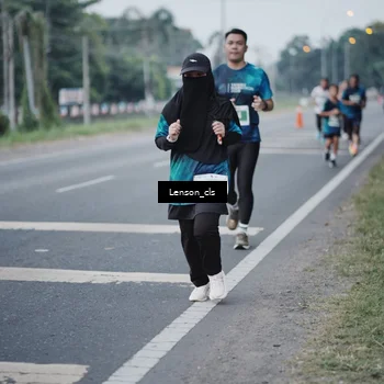 Runner Photo 4384713
