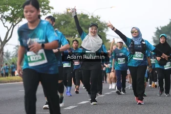 Runner Photo 4384714