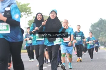Runner Photo 4384719