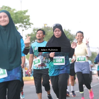 Runner Photo 4384752