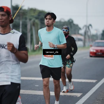 Runner Photo 4384758