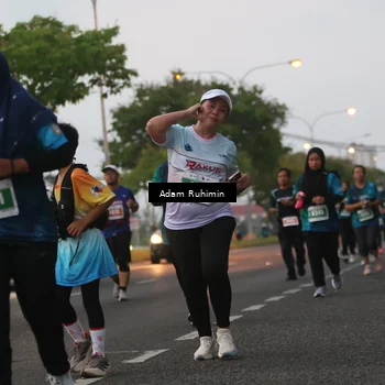 Runner Photo 4384778