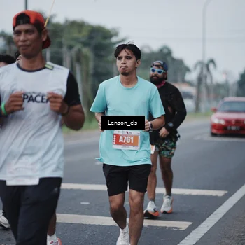 Runner Photo 4384791