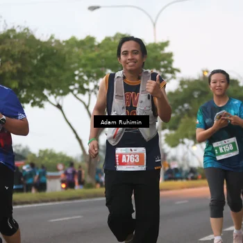 Runner Photo 4384793