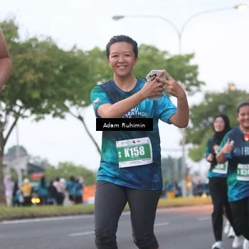 Runner Photo 4384798