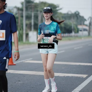 Runner Photo 4384811