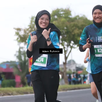 Runner Photo 4384815