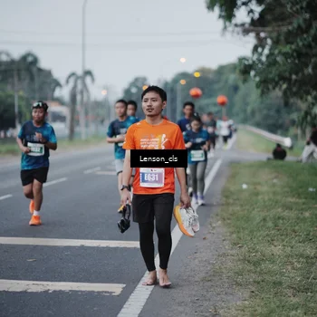 Runner Photo 4384823