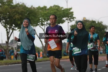 Runner Photo 4384828