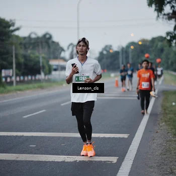 Runner Photo 4384831