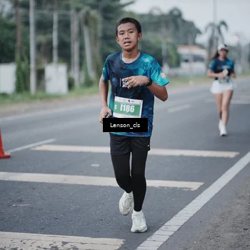 Runner Photo 4384850