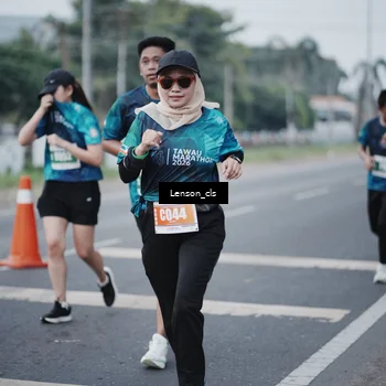 Runner Photo 4384857