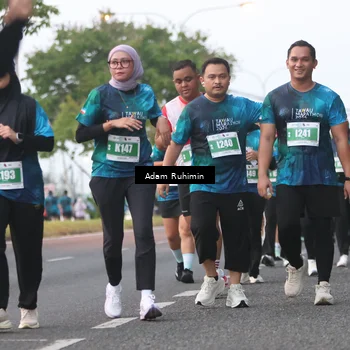 Runner Photo 4384874