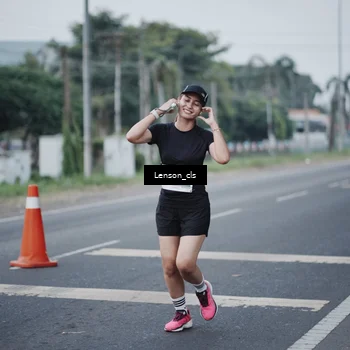 Runner Photo 4384875