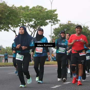 Runner Photo 4384897