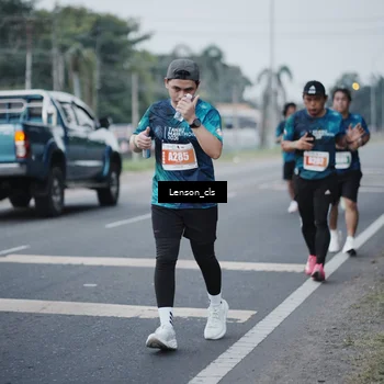 Runner Photo 4384898