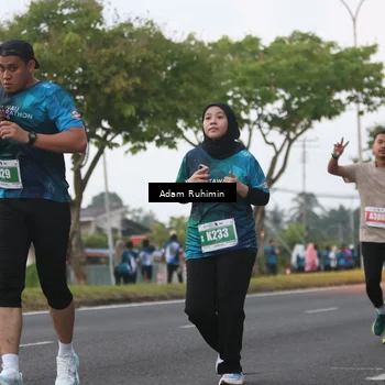 Runner Photo 4384906