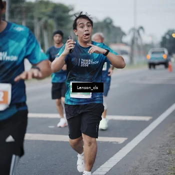 Runner Photo 4384923