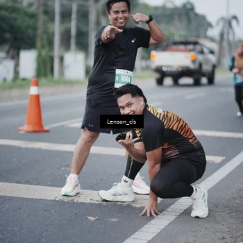 Runner Photo 4384940