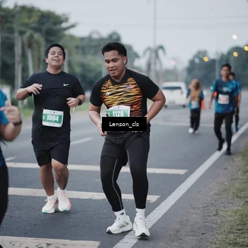 Runner Photo 4384952