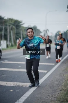 Runner Photo 4384966