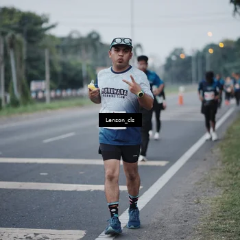 Runner Photo 4384995