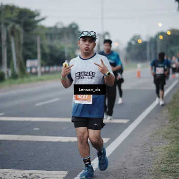 Runner Photo 4384999