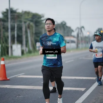 Runner Photo 4385001