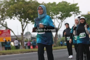 Runner Photo 4385014