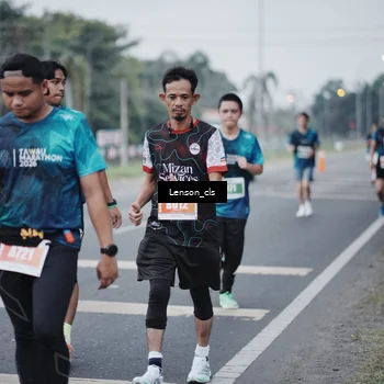 Runner Photo 4385047