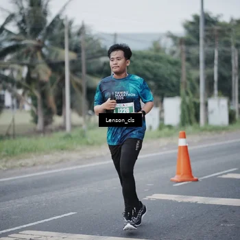 Runner Photo 4385049