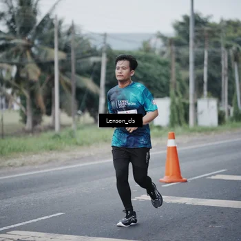 Runner Photo 4385050