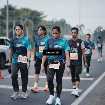Runner Photo 4385051