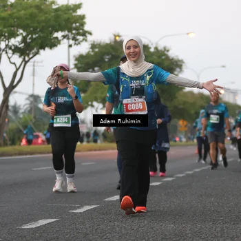Runner Photo 4385053